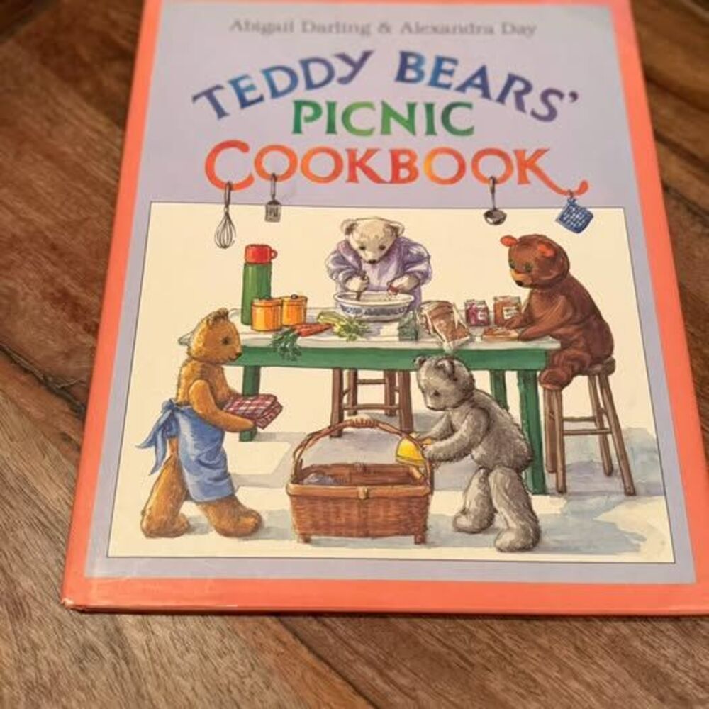 Teddy Bears' Picnic Cookbook by Abigail Darling (1991 Hardcover)